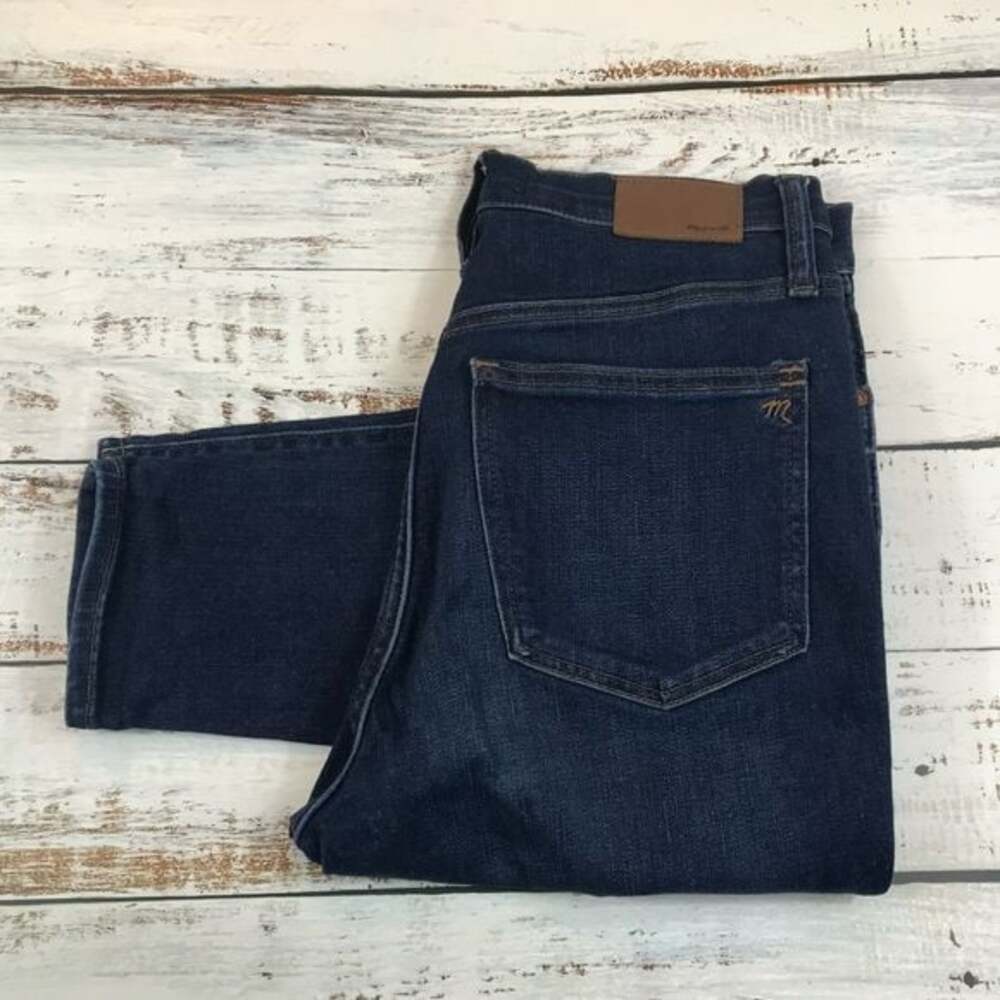 ⭐️Madewell 10” Rise Skinny Jeans in Dark Indigo size 28
